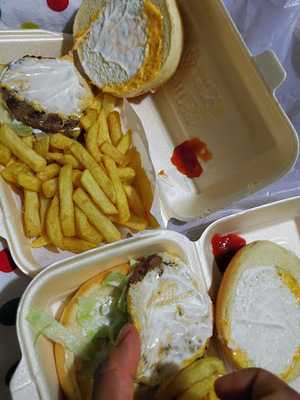 Famous Chicken & Pizza