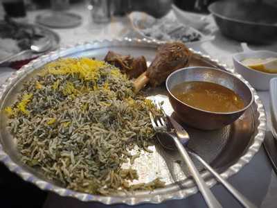 Abshar Shisha Bar & Restaurant