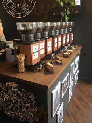 Black Opium Coffee Specialist & Jazz Cocktail Bar