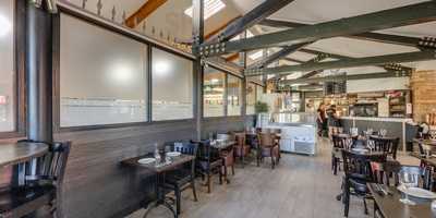 Metro Piazza Resaurant