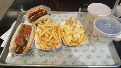 Shake Shack Canary Wharf