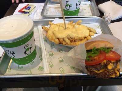 Shake Shack Canary Wharf