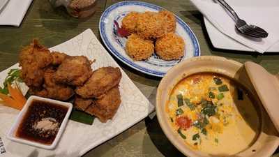 Pin-petch Thai Restaurant