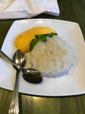 Pin-petch Thai Restaurant