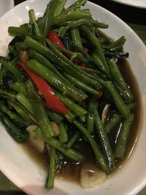 Pin-petch Thai Restaurant