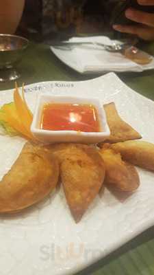 Pin-petch Thai Restaurant