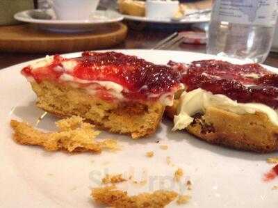 Patisserie Valerie - Fenwick's Brent Cross