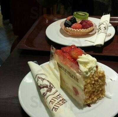 Patisserie Valerie - Fenwick's Brent Cross