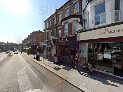 Domino's Pizza - London - Battersea