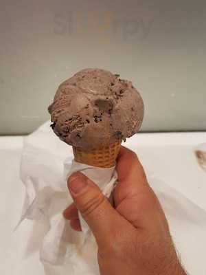 Joe Delucci's Gelato