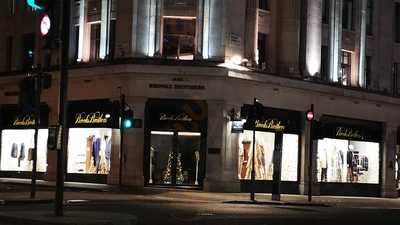 Brookes Brothers Bar