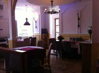 The Maroons Resturant