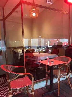 The Knightsbridge Cafe