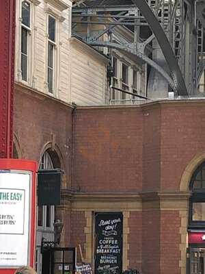 Victoria & Albert Bar