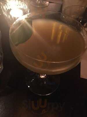 Beach Blanket Babylon - Shoreditch