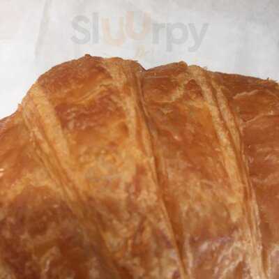 Knead Bakery & Coffee