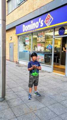 Domino's Pizza - London - Chiswick