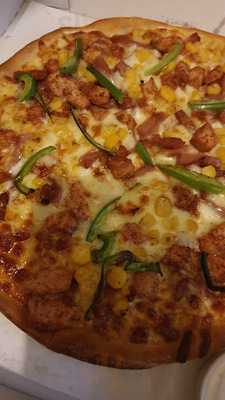 Diamond Chicken Pizza