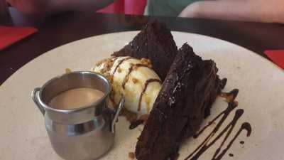 Rock Island Bar & Grill