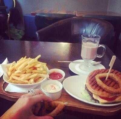 23 Grosvenor Gardens