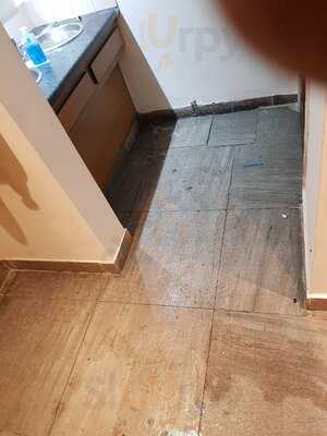 The Real Chinese Metro Buffet