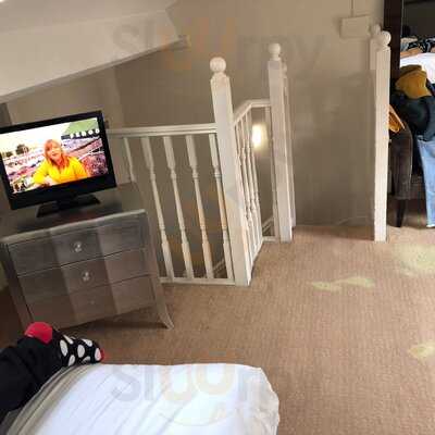 The Tophams Hotel Restaurant