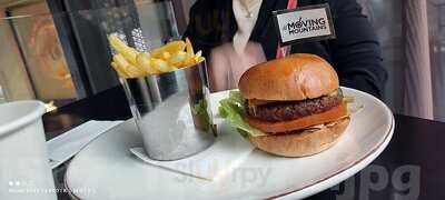 The Bridge Restaurant Diner & Bar