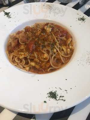 Gusto Italian Restaurant