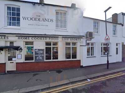 The Woodlands Tavern