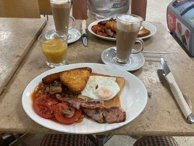 Abbey Point Cafe & Bed And Breakfast