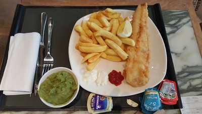 Westfield White City