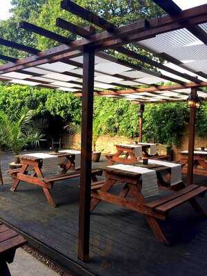 Balkan Garden Restaurant