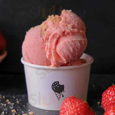 Crosstown Canary Wharf - Doughnuts & Coffee