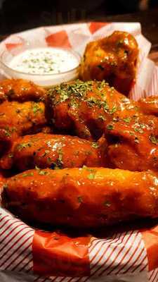 The Wings Are Good Here