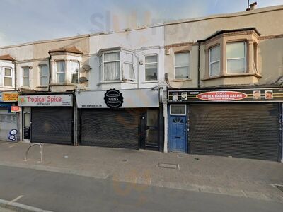 Peri Peri And Pizza Cottage