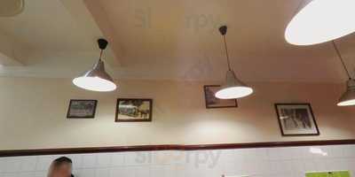 Traditional Pie And Mash