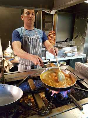 Sa'ad's Spice 'n' Grill