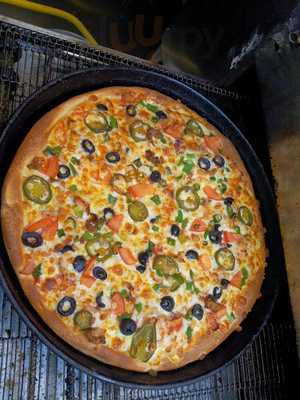 Manhattan Chicken And Pizza