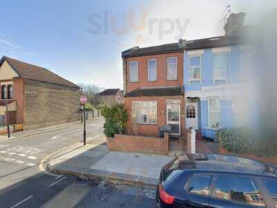 Mama Gee's Pop Up Kitchen