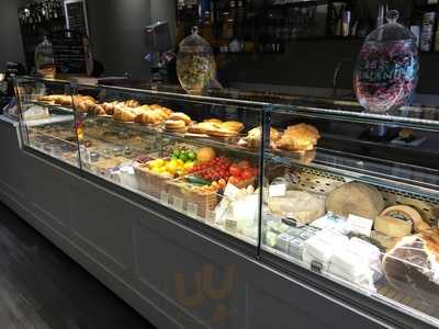 Lady Mei Desserts London