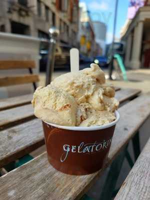 Scoop Fine Italian Gelato