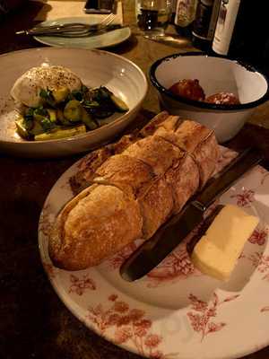 Tony's Restaurant And Bar