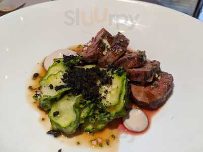 Tony's Restaurant And Bar