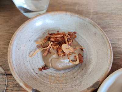 Tony's Restaurant And Bar