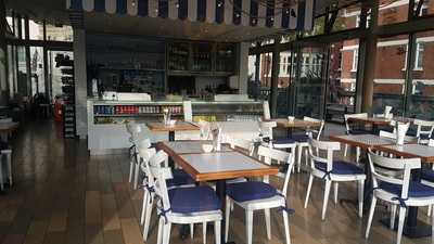 Bonnie Gull - Cafe & Seafood Bar