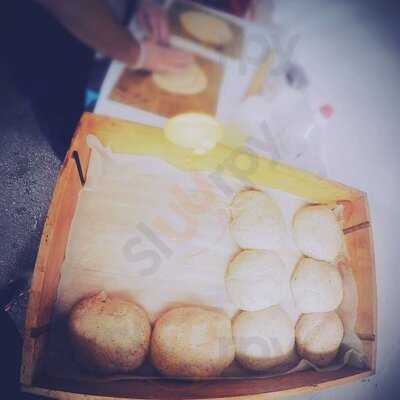 Agora The Great Deli