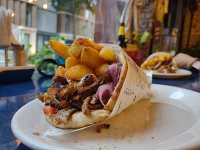 Agora The Great Deli