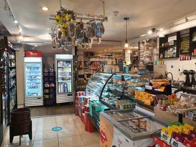 Agora The Great Deli