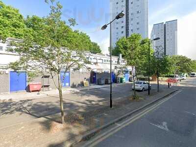 Domino's Pizza - London - Highbury