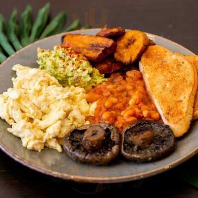 Issa Vibe Restaurant & Bar